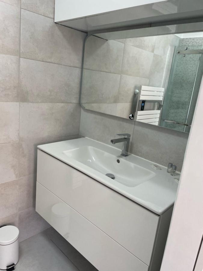 Saint-Tropez Centre - Grand Studio Avec Terrasse Ngoại thất bức ảnh